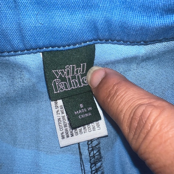 Blue camouflage cargo crop/ankle pants, high waisted size 8 - Picture 3 of 4